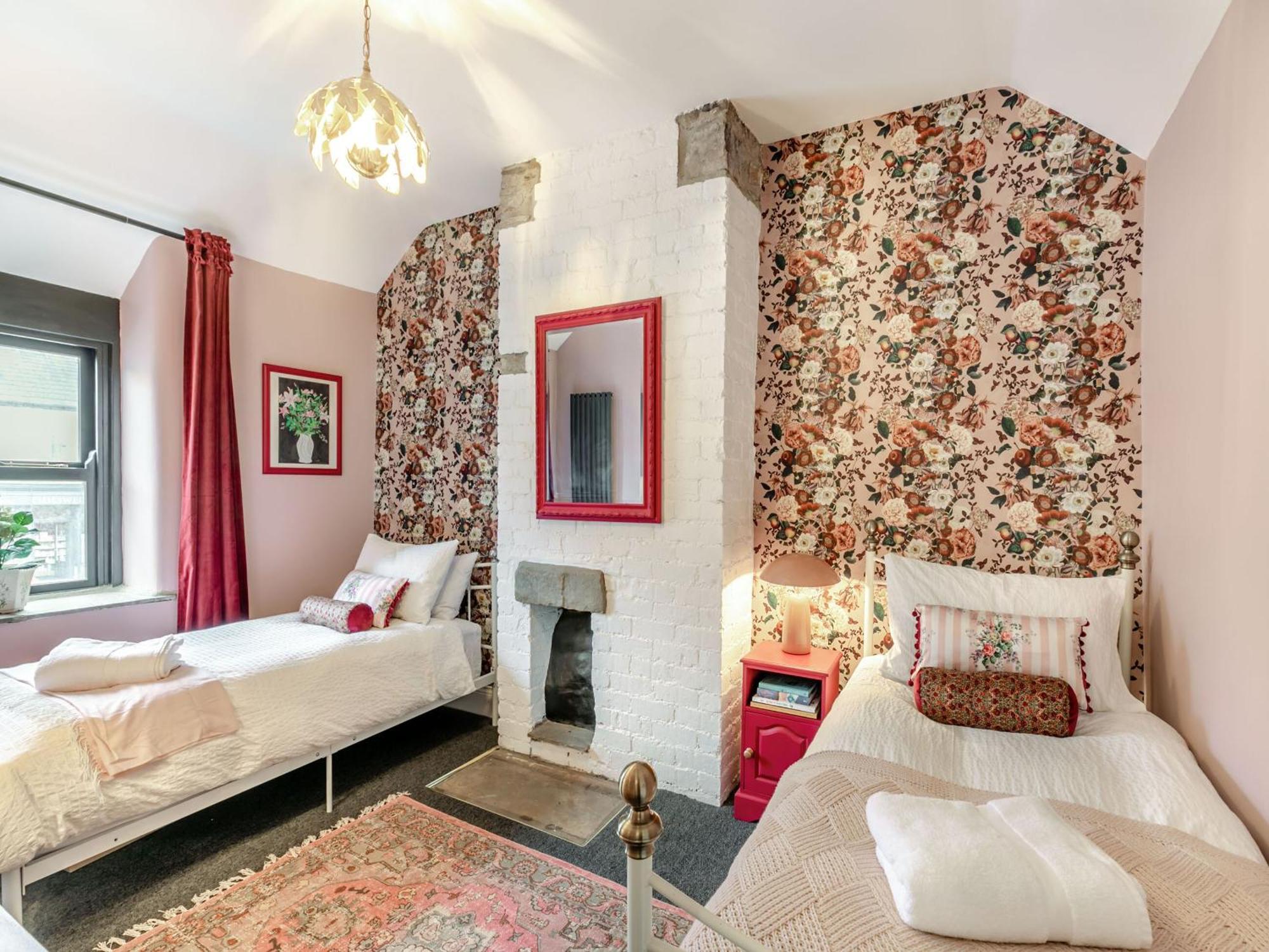 Verona House Tideswell Eksteriør bilde